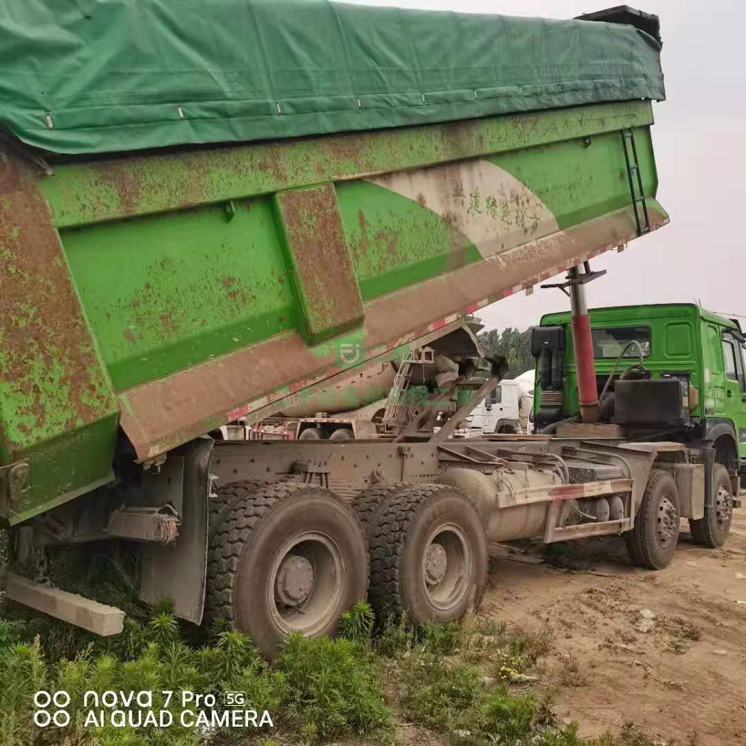 出售一臺(tái)19年7.6米豪沃自卸車，德國(guó)曼發(fā)動(dòng)機(jī)