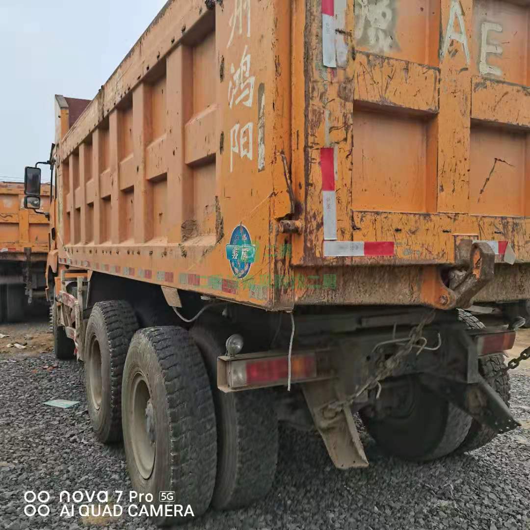 出售一臺17年5.6米德龍國五排放量自卸車，濰柴發(fā)動機(jī)