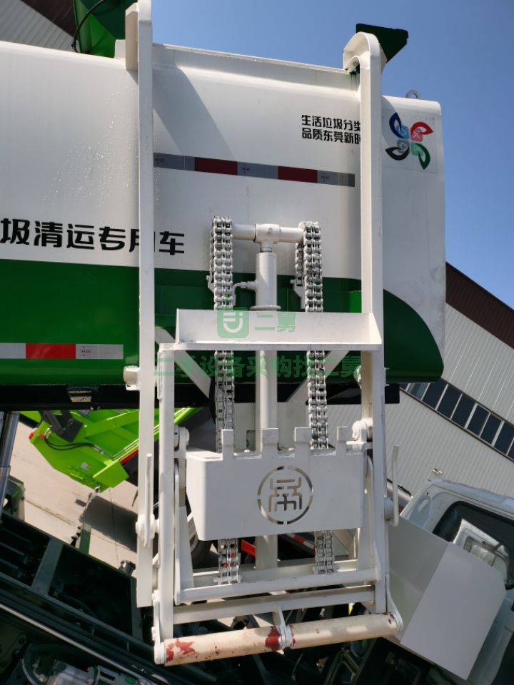 湖北出售二手九成新的7方餐廚垃圾車