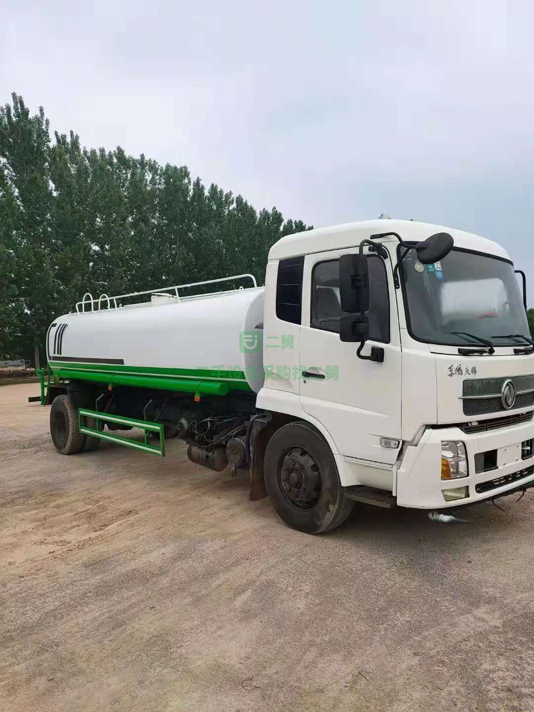 出售新款東風天錦底盤改裝全新無手續15方灑水車