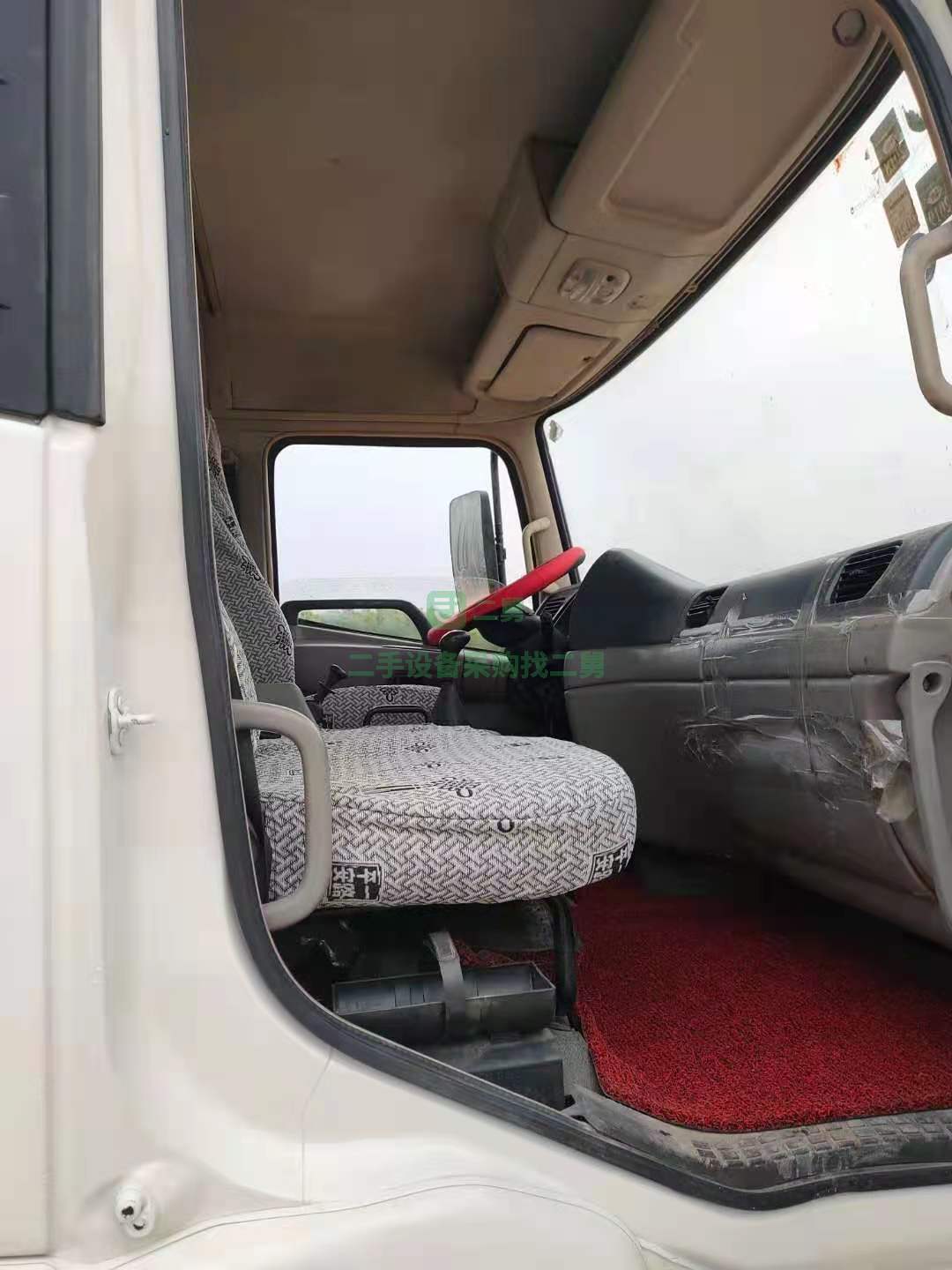 出售新款東風天錦底盤改裝全新無手續15方灑水車