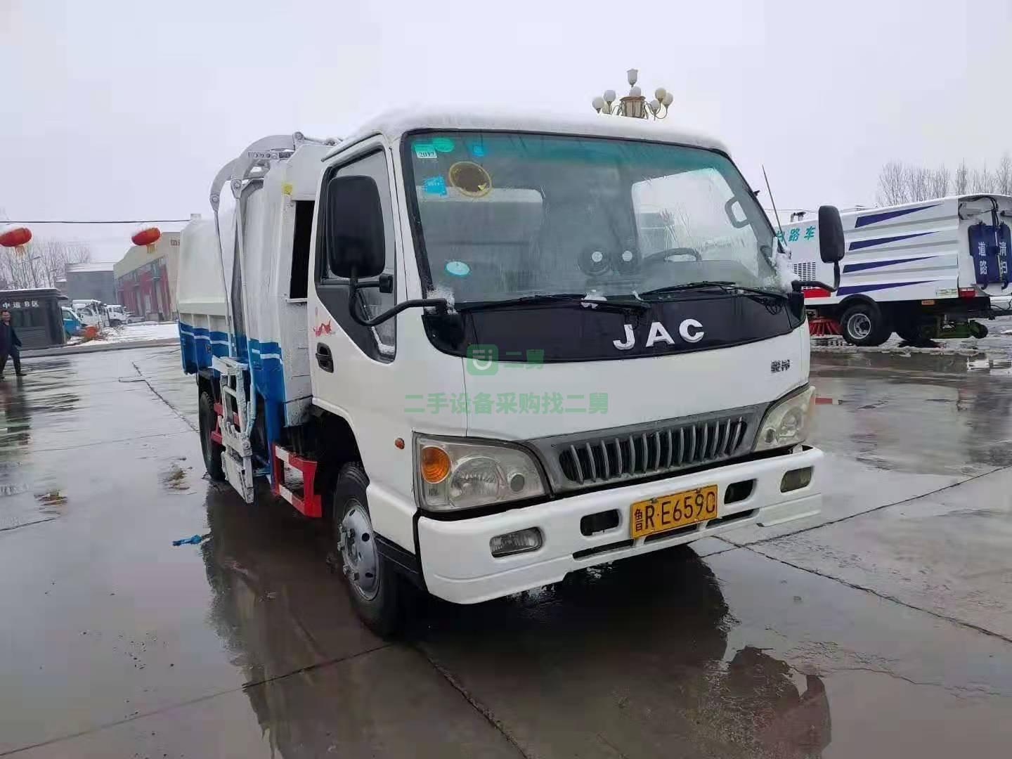出售2015年5月國四江淮掛桶垃圾車