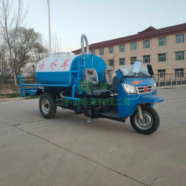 出售五征兩立方18馬力常柴柴油機兩立方灑水車加裝自吸