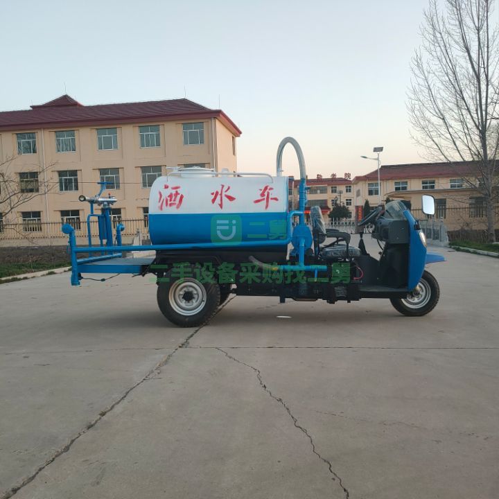 出售五征兩立方18馬力常柴柴油機兩立方灑水車加裝自吸