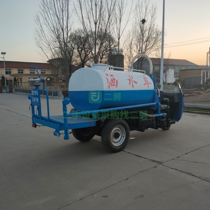 出售五征兩立方18馬力常柴柴油機兩立方灑水車加裝自吸