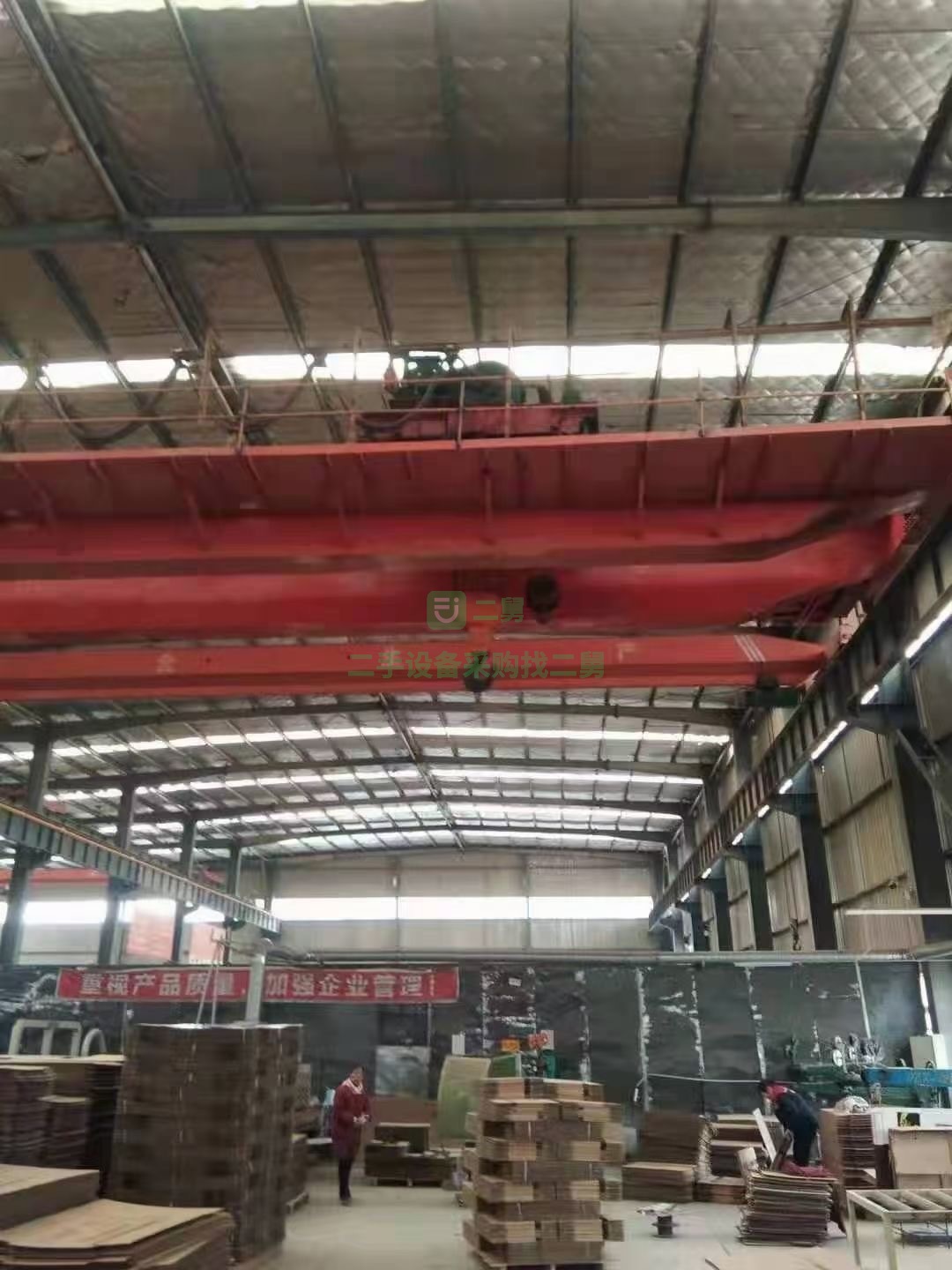 出售32噸加5噸QD型雙梁起重機(jī)，跨度22.5米，高配置，成色新，箱高1.7米