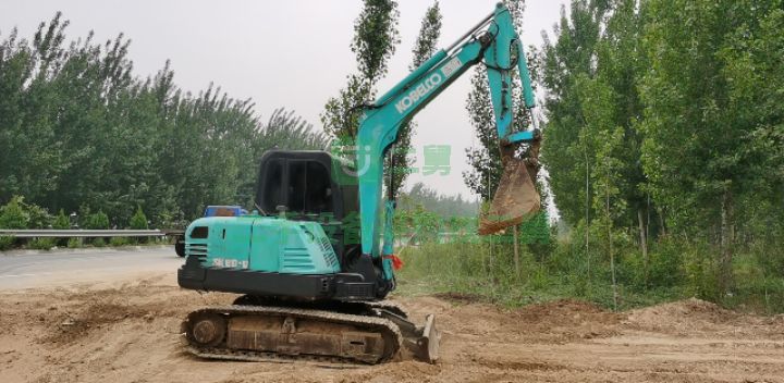 出售二手的九成新的神鋼60挖溝機