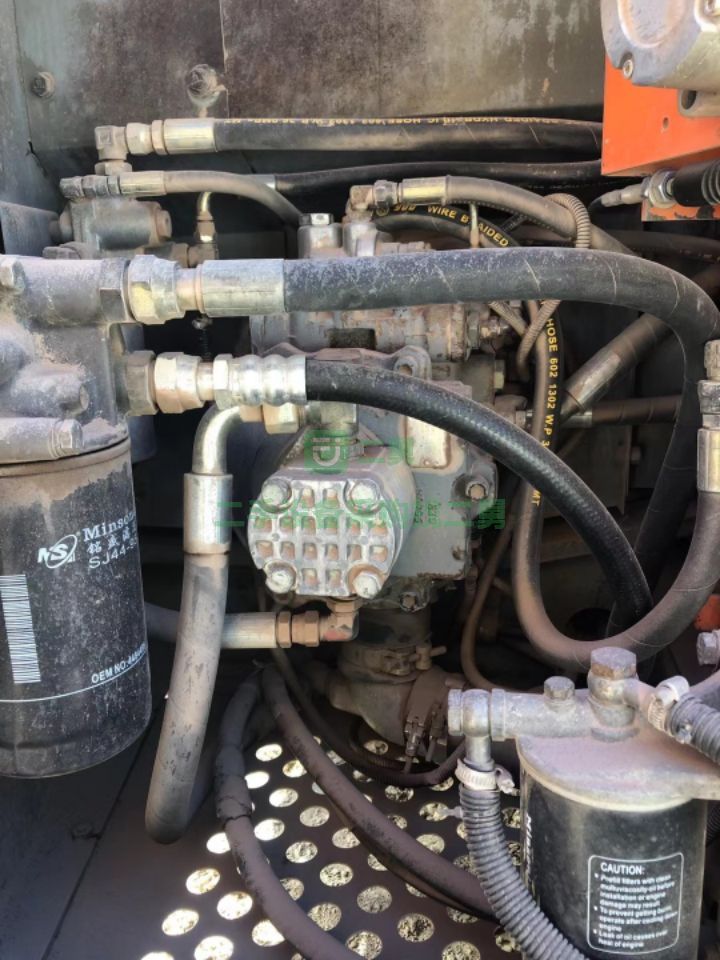 出售二手九成新的日立120挖掘機