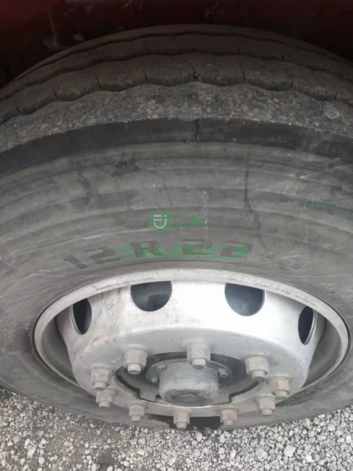 出售牽引車15年2月全保險德龍375單驅，國四排放濰柴動力