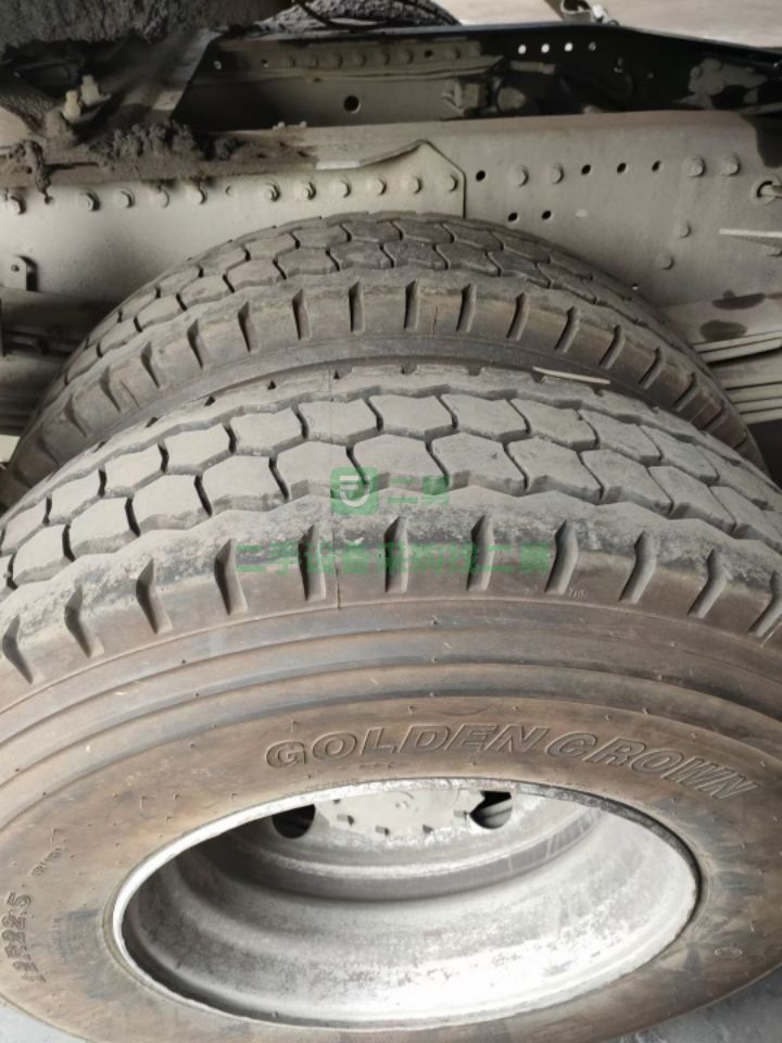 出售16年8月歐曼GTL430馬力牽引車