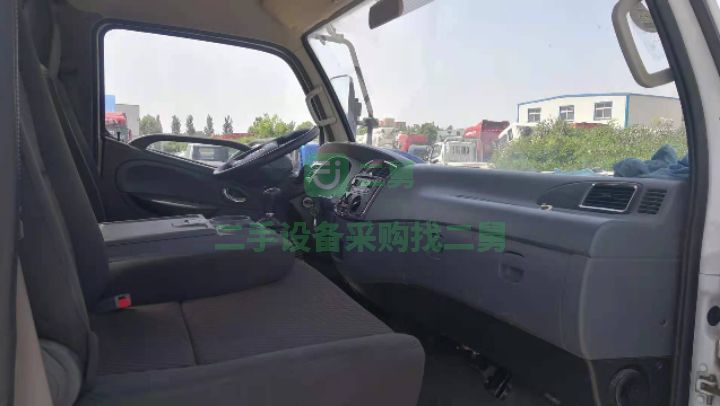 山東出售二手的九成新的東風凱普特10立方霧炮灑水車
