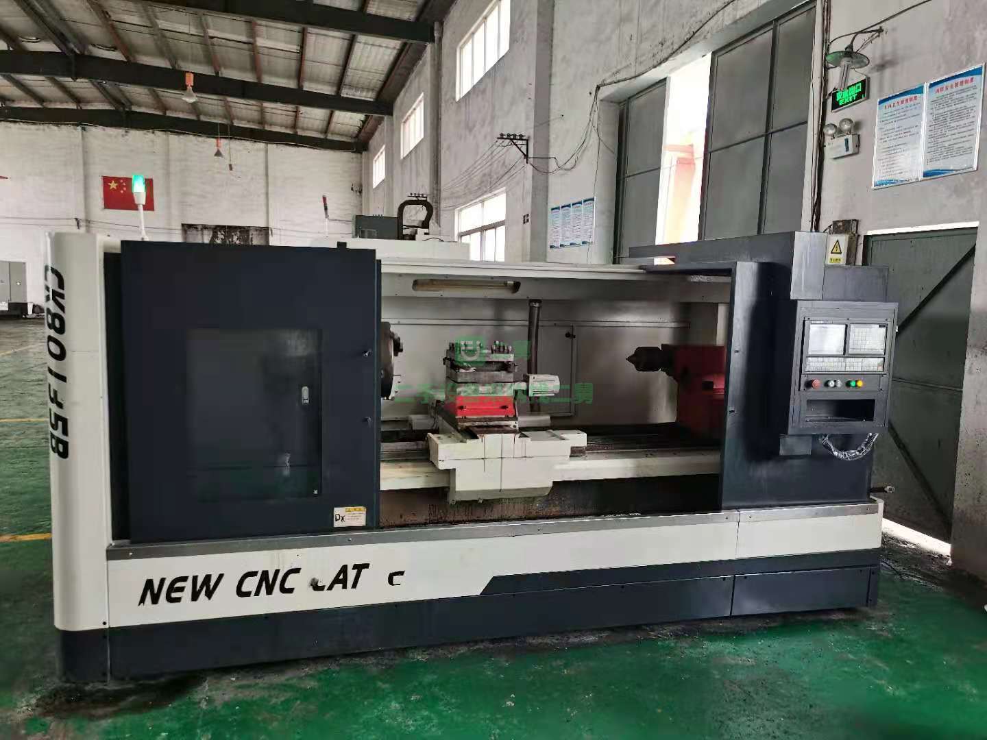 出售二手八成新的沈陽金熾6180平軌數控車床重型的，帶齒輪箱，廣數980TDC系統加工長度1米5，帶尾座，價格便宜