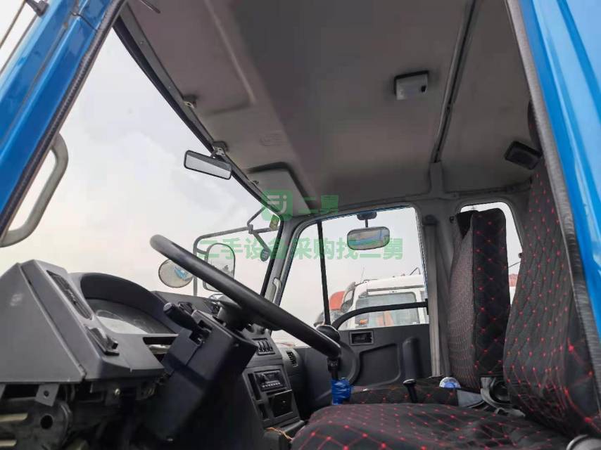 手續(xù)齊全12噸灑水車，國(guó)五，車況精品