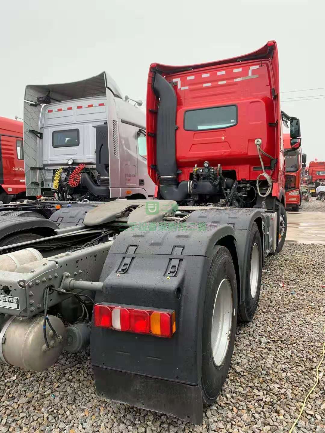 出售2020年4月豪沃T7H牽引車460馬力