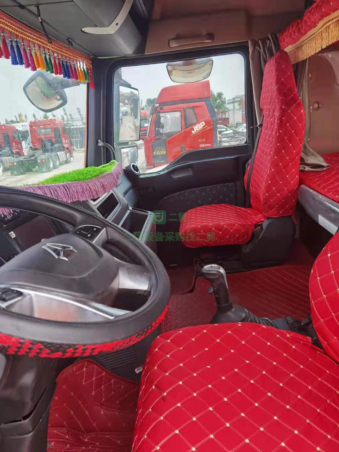 出售2021年1月汕德卡G7牽引車540馬力國五雙驅輕體