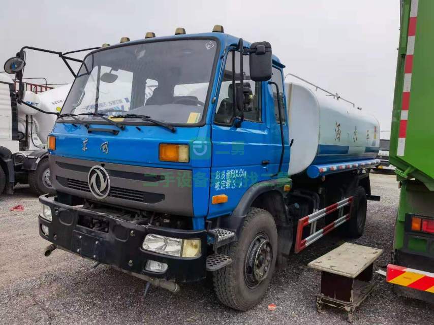 手續(xù)齊全12噸灑水車，國(guó)五，車況精品