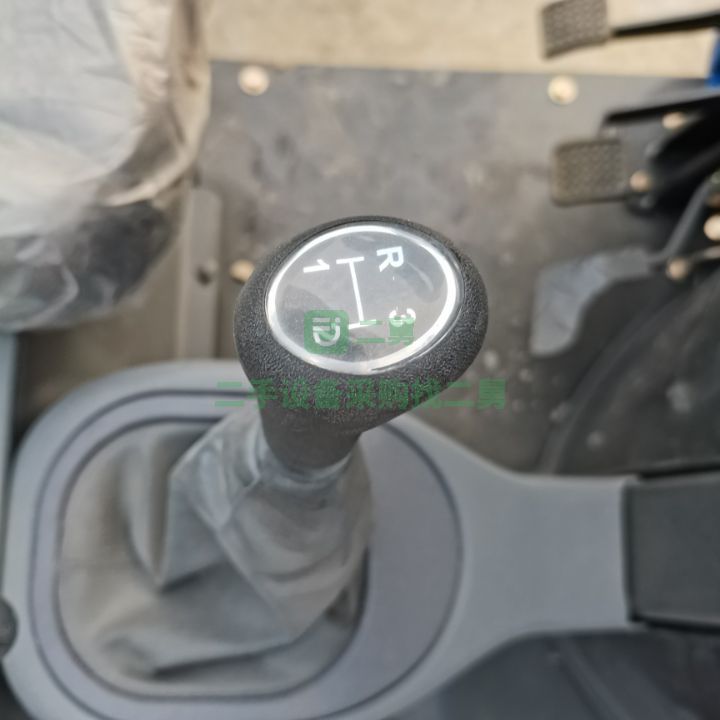 出售五證3立方化糞池專用吸糞車