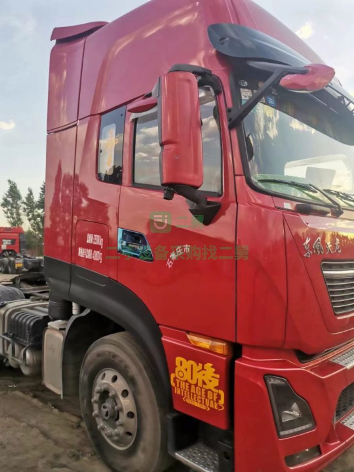 出售雙胞胎天龍KL465馬力牽引車。跑長途一手車兩年多一點。