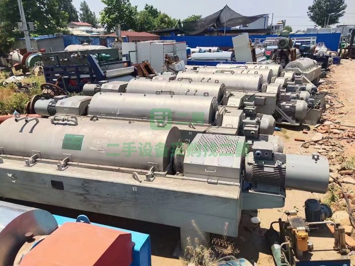 出售350臥式螺旋沉降過(guò)濾離心機(jī)