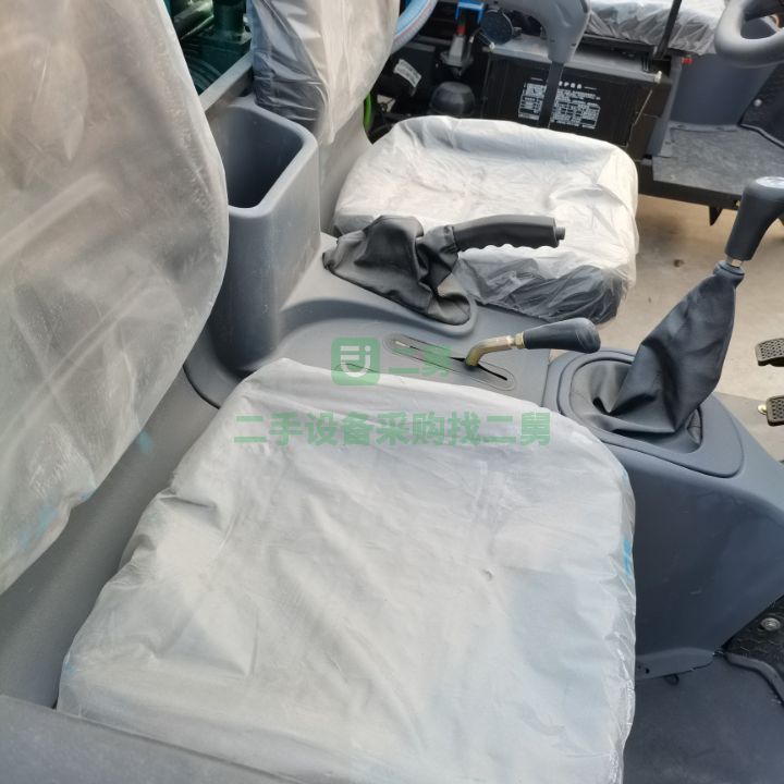 出售五證3立方化糞池專用吸糞車