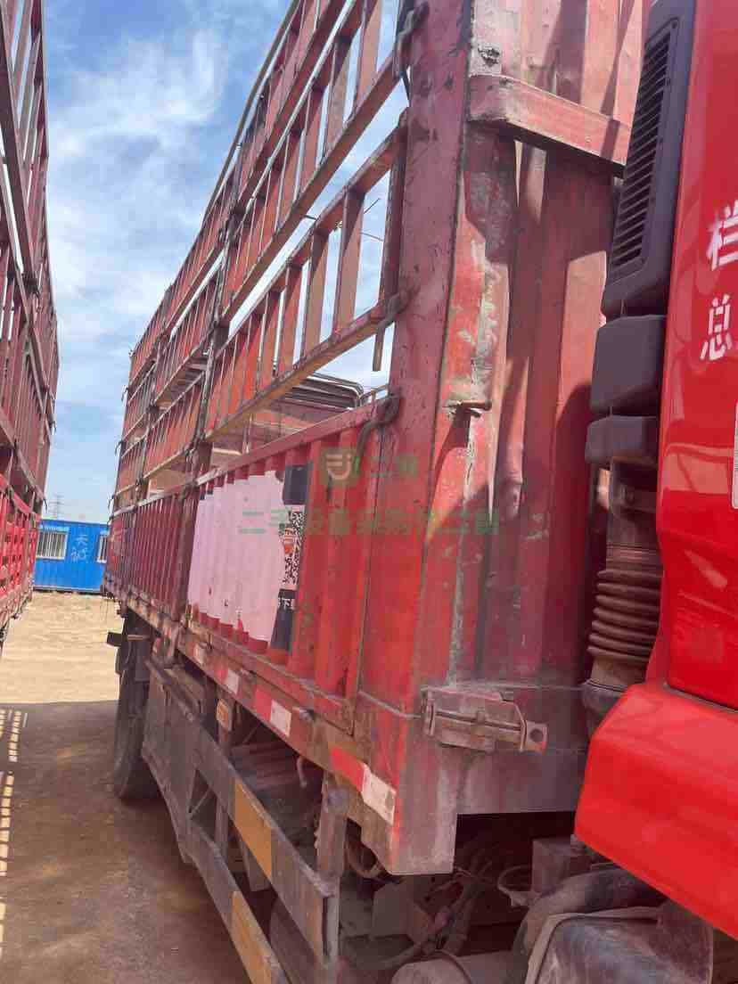 出售二手15年的東風天錦國四6米8高欄貨車