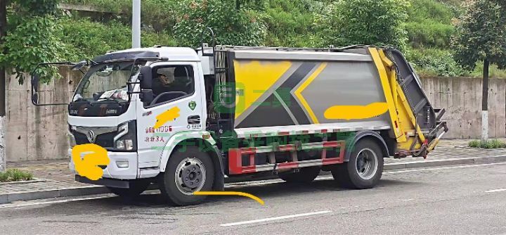 出售東風國六8方后掛桶壓縮垃圾車