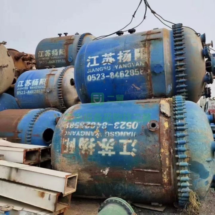 出售二手的九成新的20000L搪瓷反應(yīng)釜