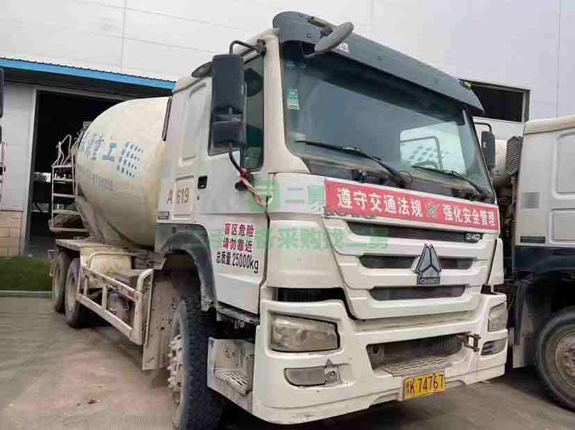 出售15年豪沃攪拌車，國四排放，森源上裝大14拉16方，包提檔