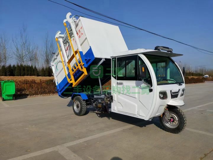出售21年的十二方垃圾車，全車質保一年
