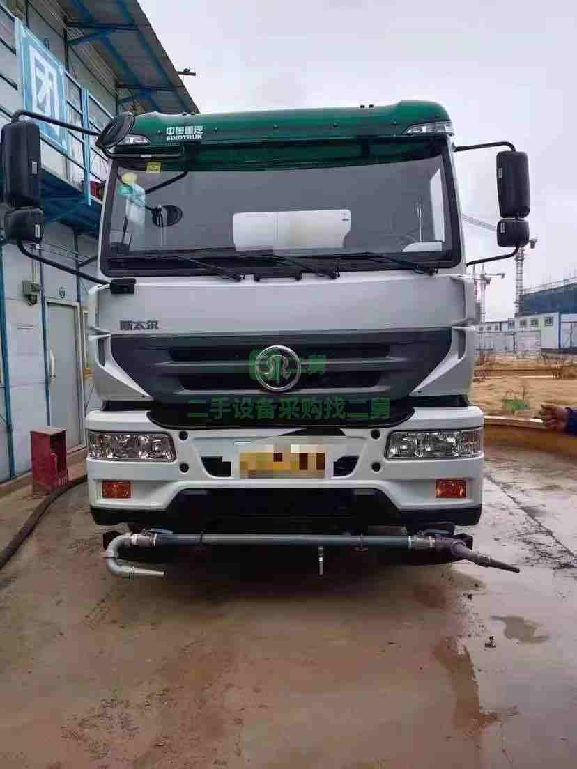 出售二手二十方重汽斯太爾后八輪灑水車