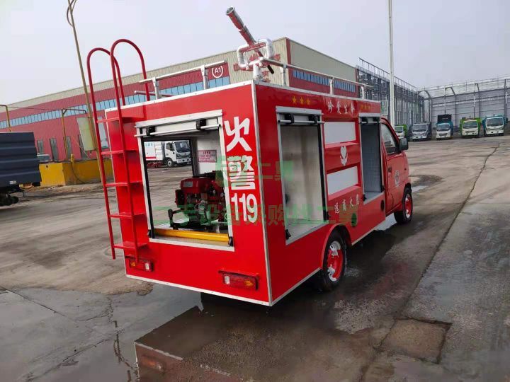 出售21年的十二方消防車，全車質(zhì)保一年
