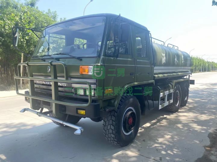 低價出售東風(fēng)dfssc六驅(qū)灑水車車況完美