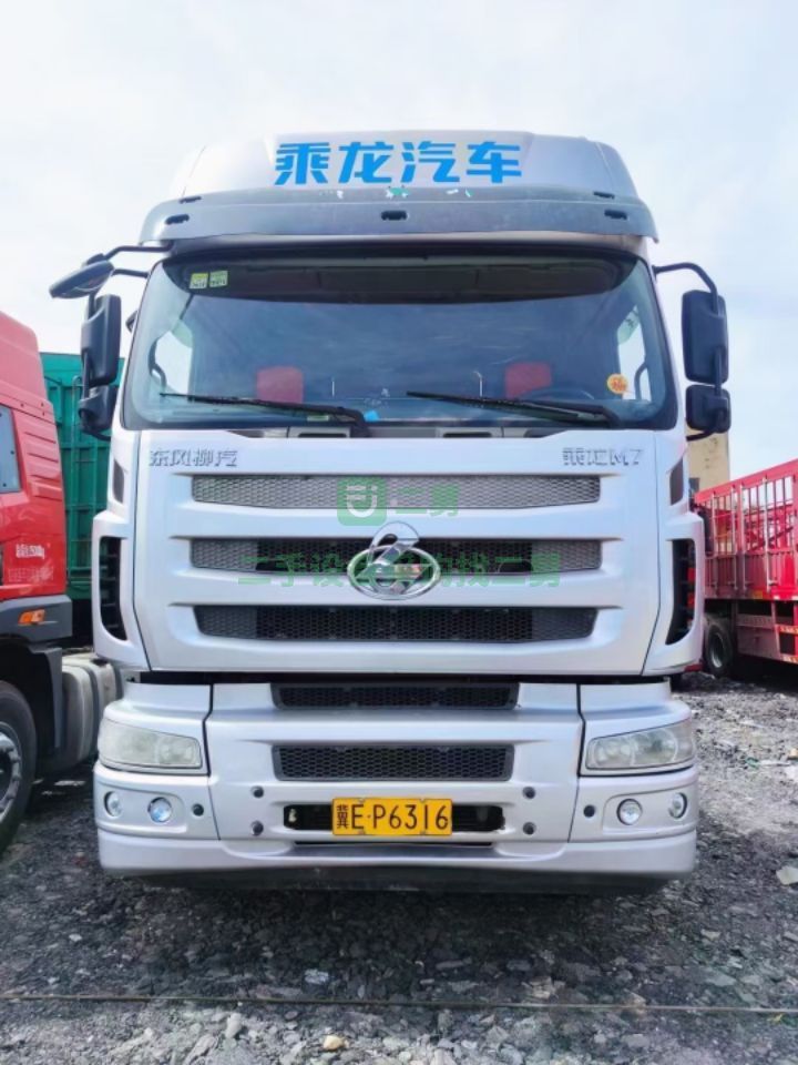 出售17年9月，乘龍M7-430馬力精品國五雙驅，WP12濰柴牽引車