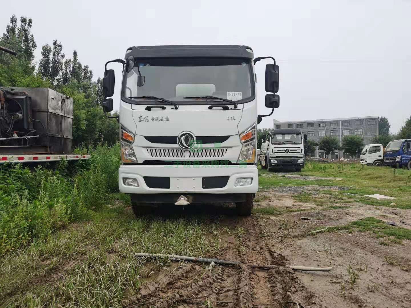 出售一臺19年5月12立方灑水車東風專用底盤湖北程力上裝