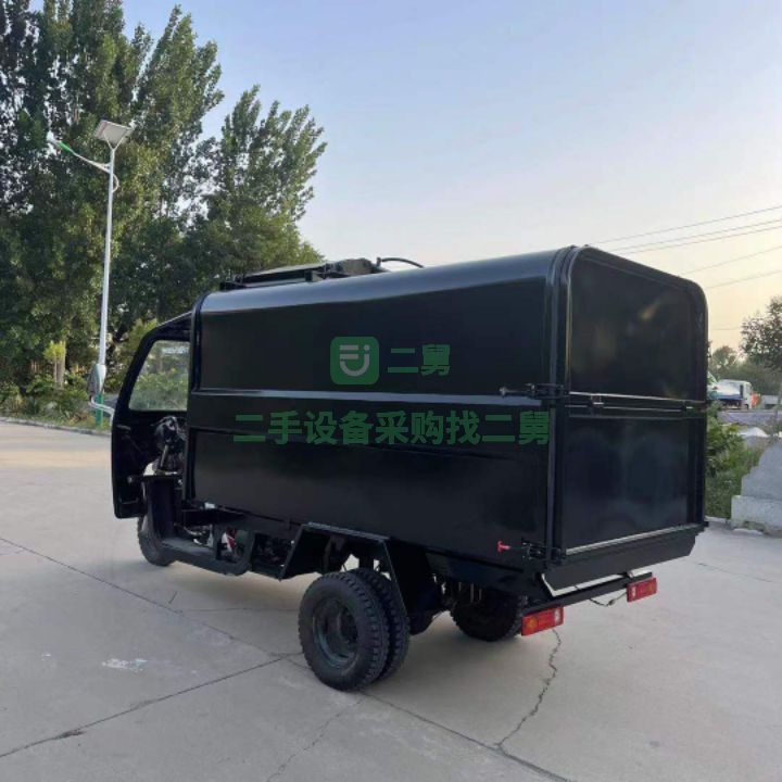 出售7立方掛桶自卸垃圾車
