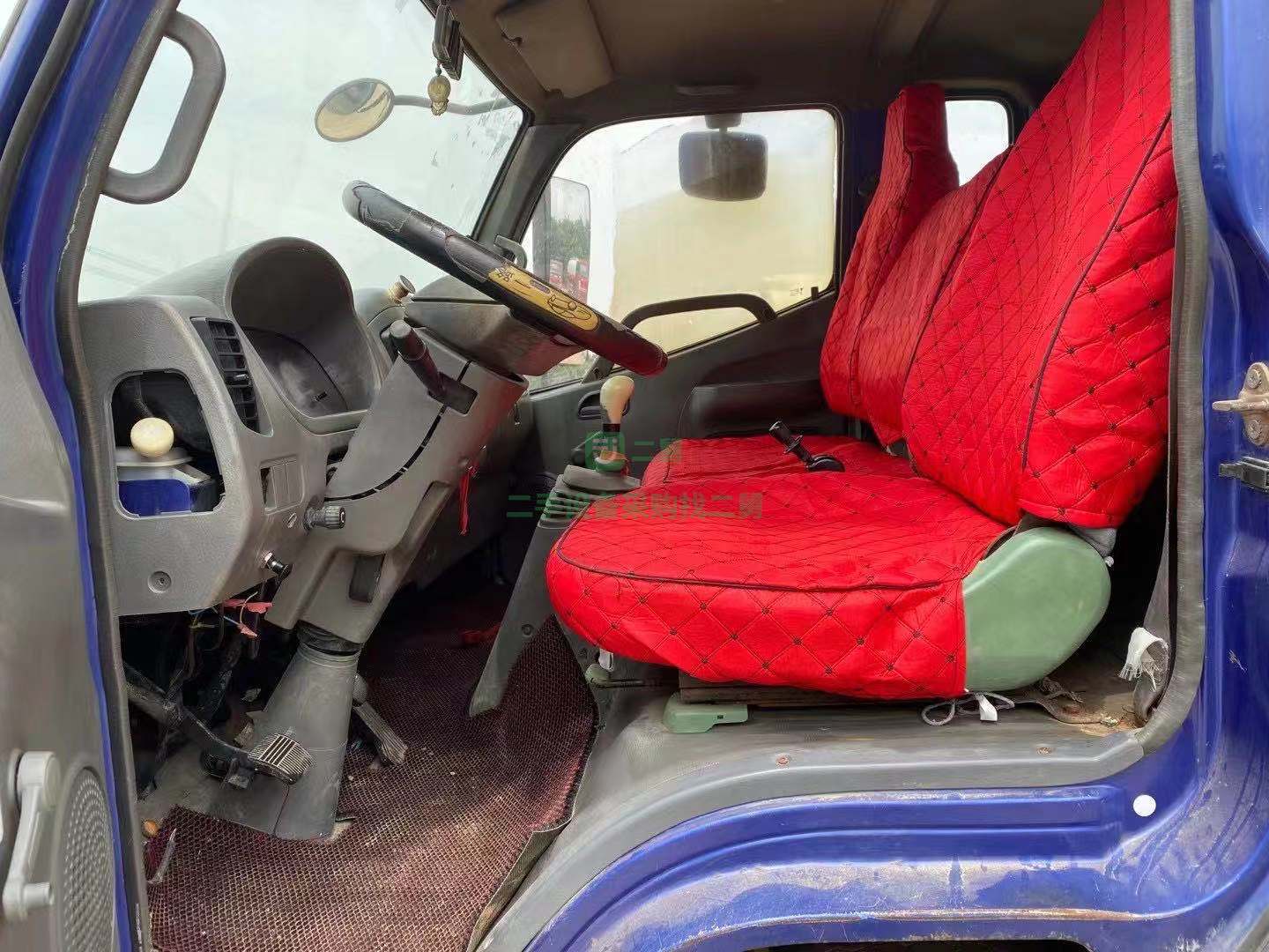 出售福田奧鈴8立方二手灑水車無手續