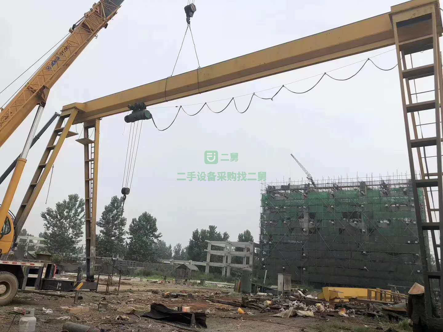 出售10噸龍門吊，上包下花式，跨度18米，腿高9米