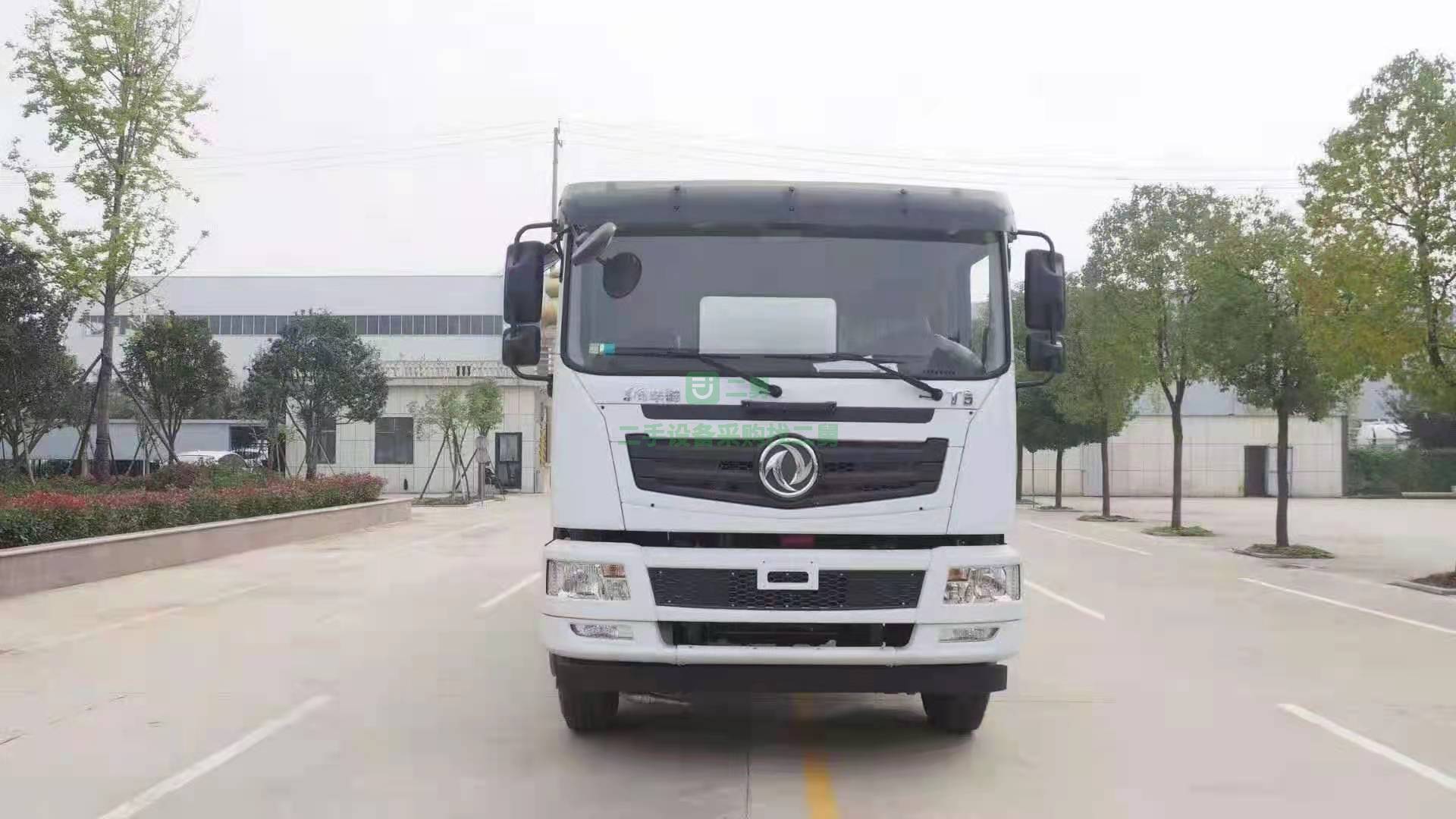 出售一臺東風天龍灑水車國六排放量