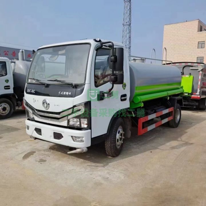 出售國六東風5方二手灑水車精品車況