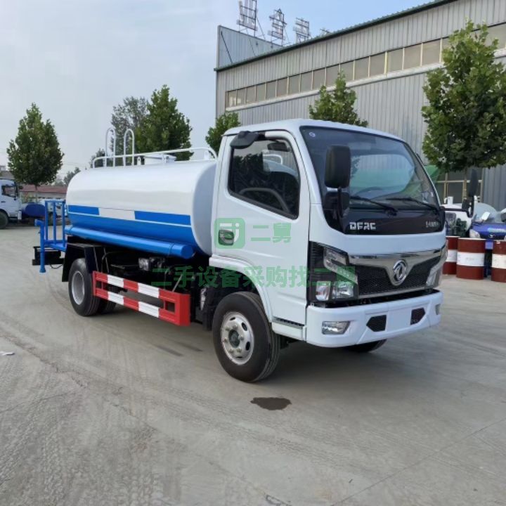 出售國六東風5方二手灑水車精品車況