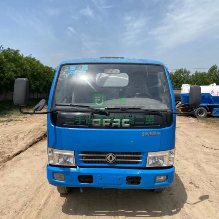低價出售五方二手東風吸糞車，上裝全新質保一年