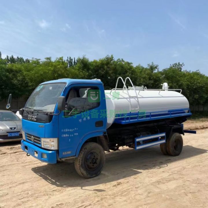 低價出售五方二手東風吸糞車，上裝全新質保一年