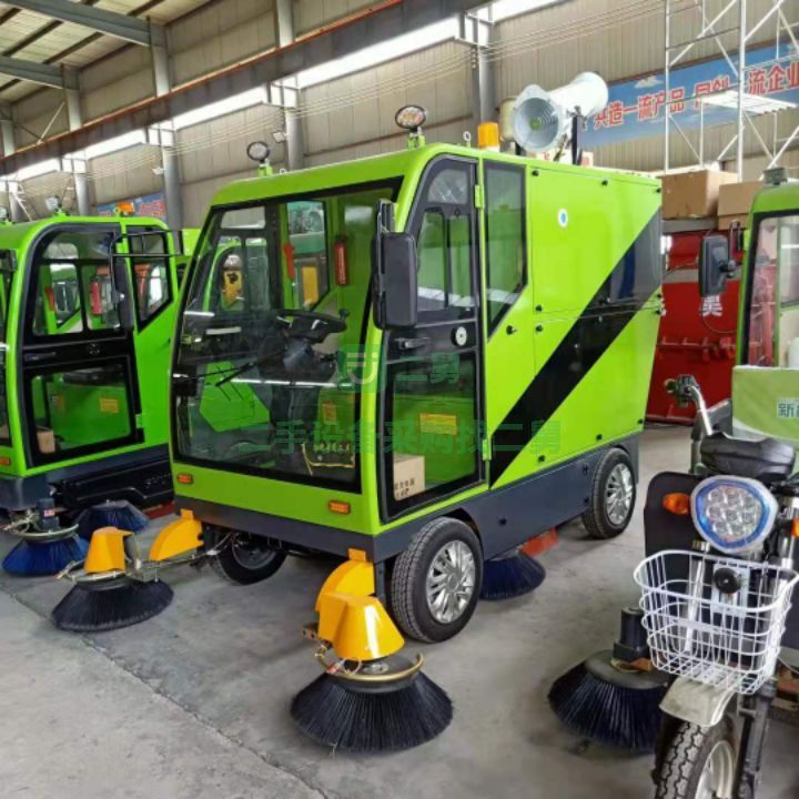 出售新能源全封閉三輪四輪大功率真空負壓吸塵自動掃路車前刷自動