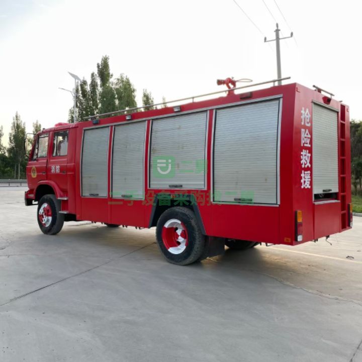 出售二手九成新的東風(fēng)153退役消防車