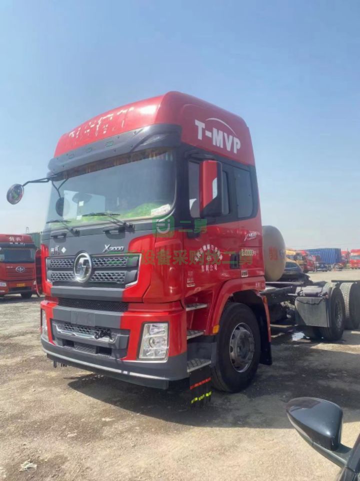 出售牽引車一年整德龍X3000.460雙驅天然氣車頭