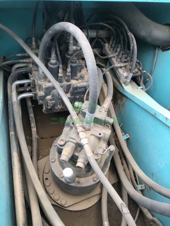 出售神鋼210挖掘機，車況性能無憂