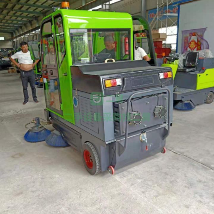 出售新能源全封閉三輪四輪大功率真空負壓吸塵自動掃路車前刷自動