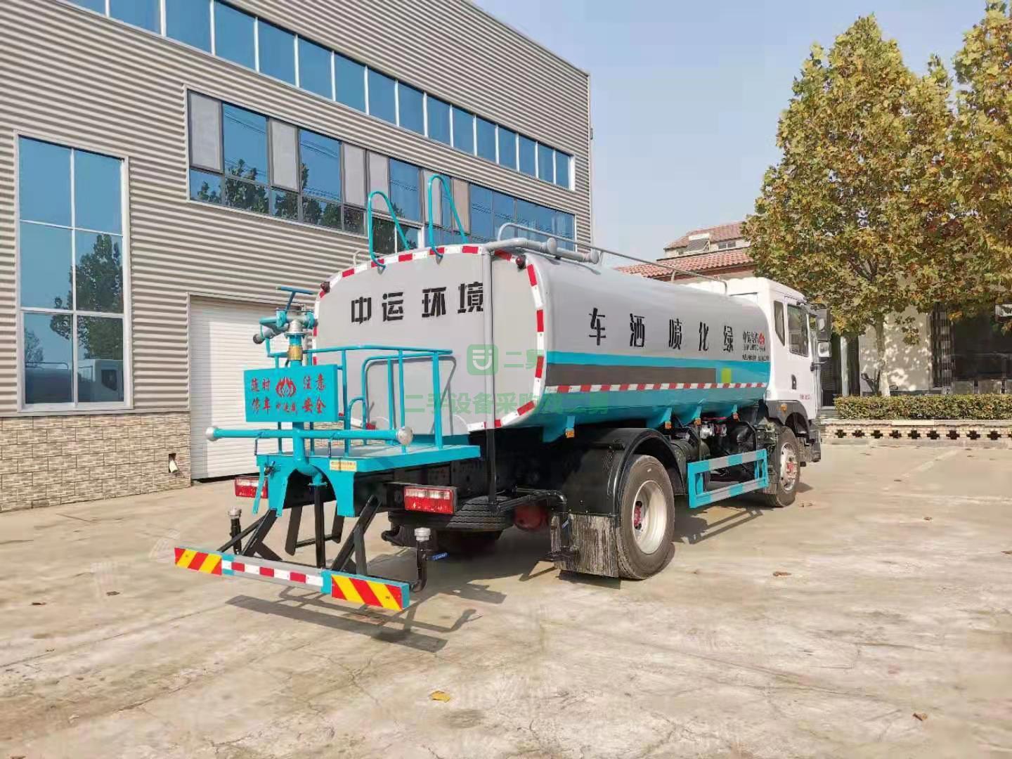 出售一臺東風多立卡D9發(fā)動機是玉柴十二方灑水車，馬力16