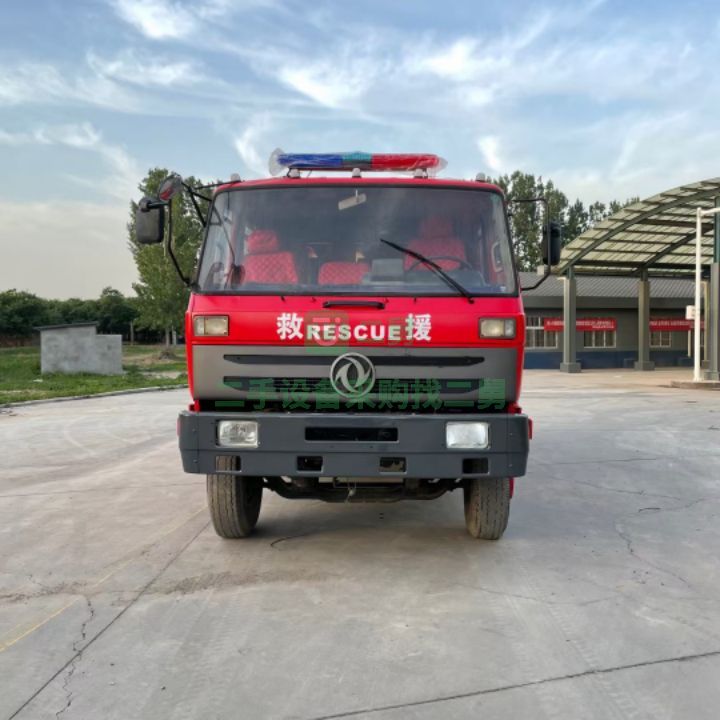 出售二手九成新的東風(fēng)153退役消防車