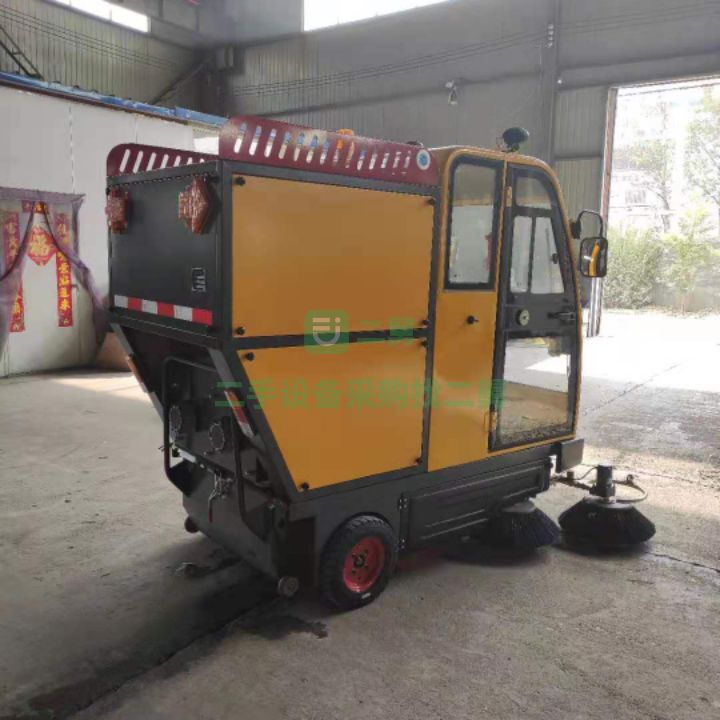 出售新能源全封閉三輪四輪大功率真空負壓吸塵自動掃路車前刷自動